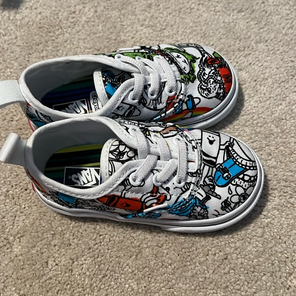 Vans x Crayola